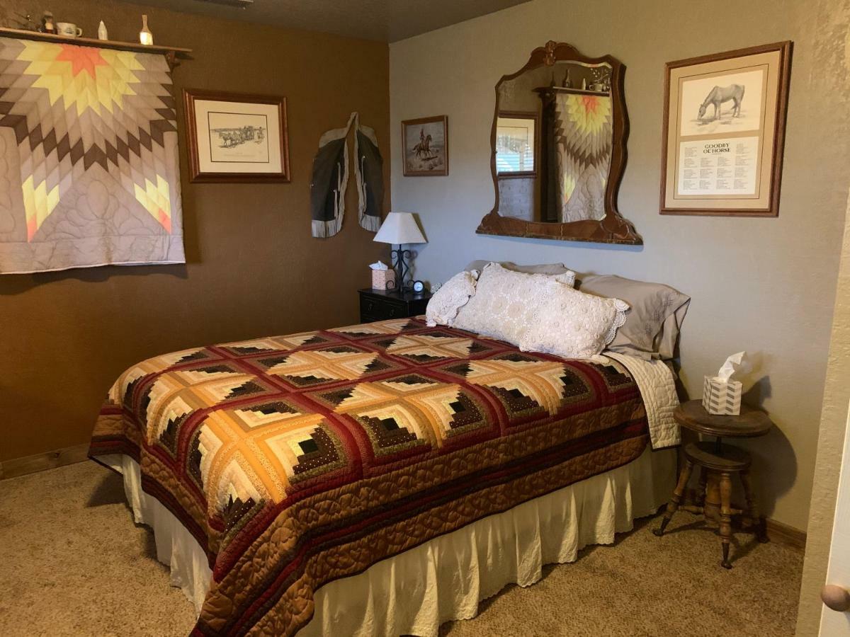 Zion'S Backyard Bed And Breakfast Colorado City Exterior foto